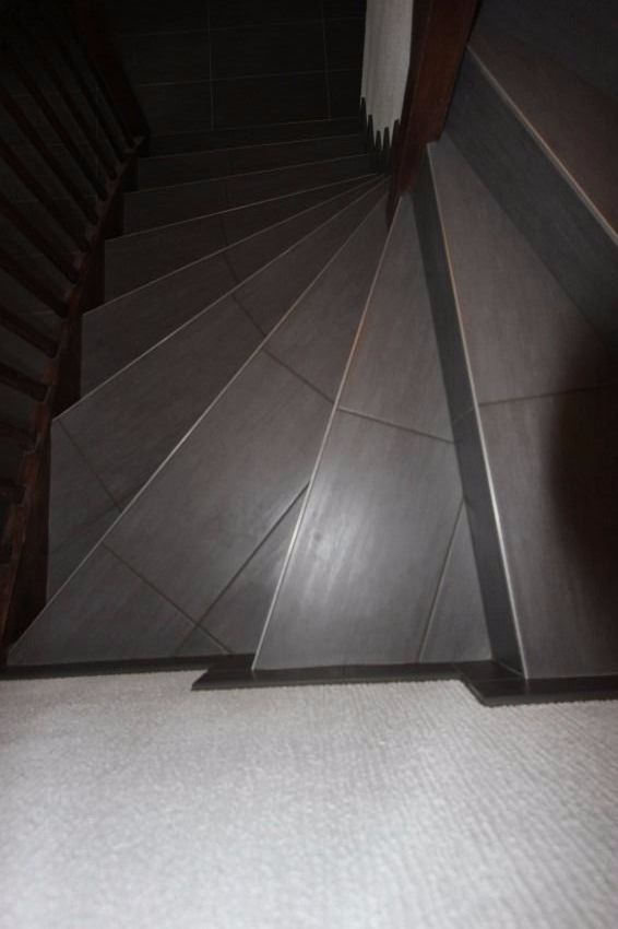 Carrelage d'escalier